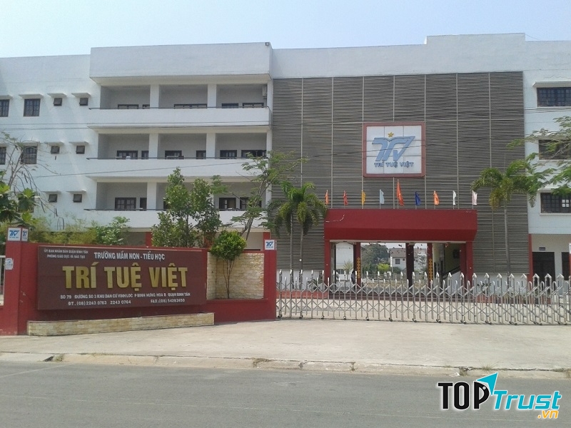Trường Mầm non - Tiểu học Trí Tuệ Việt