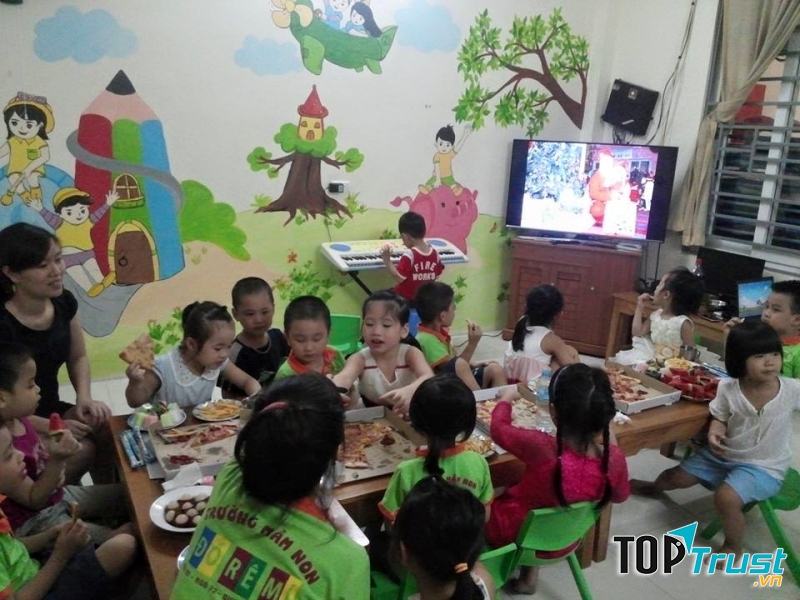 Trường Mầm non Tư thục Đồ Rê Mí