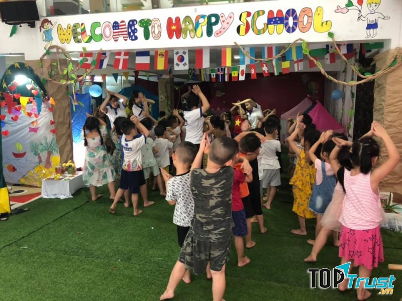 Trường mầm non song ngữ Happy School