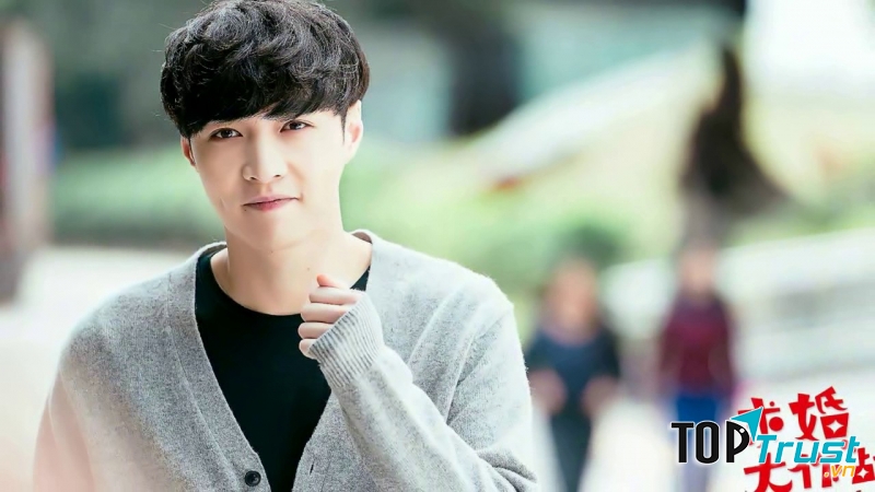 Trương Nghệ Hưng