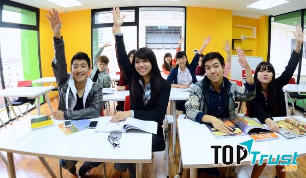 Trường ngoại ngữ Không Gian