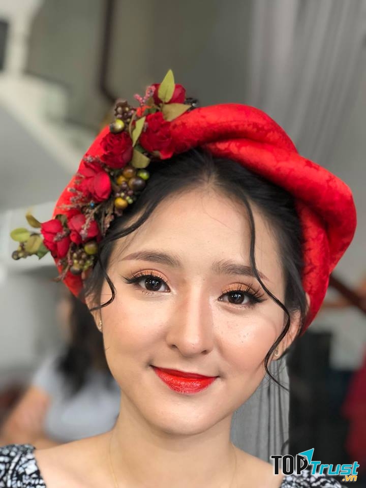 Truong Nguyen make up