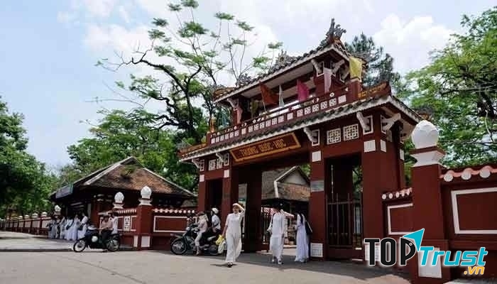 Trường Quốc học Huế