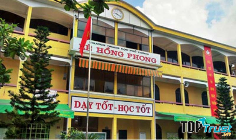 Trường THPT Lê Hồng Phong