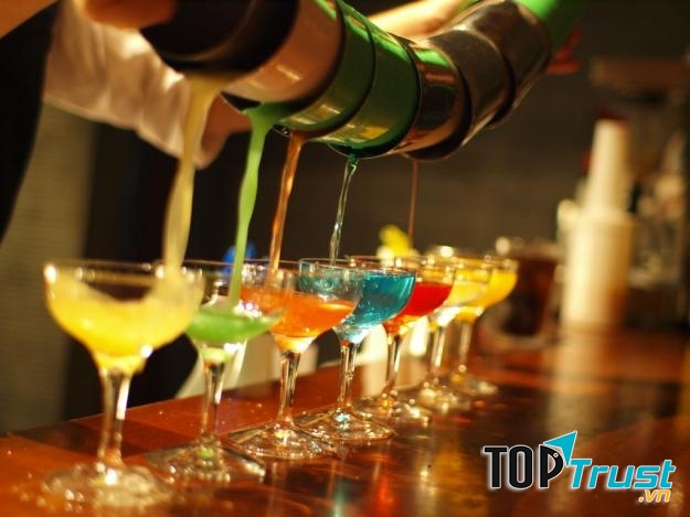 Công ty SaiGon Tourist hiện đang là ngôi trường đào tạo nghiệp vụ phục vụ nhà hàng khách sạn và du lịch tốt nhất.