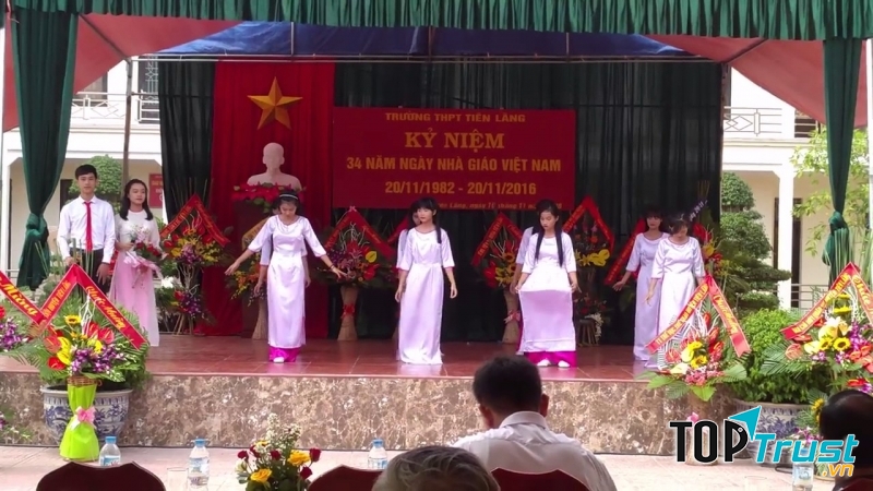 Hội diễn văn nghệ của trường