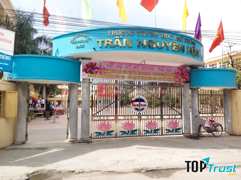 Trường Trung học phổ thông Trần Nguyên Hãn