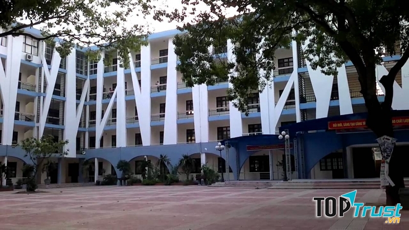 THPT Yên Phong 1