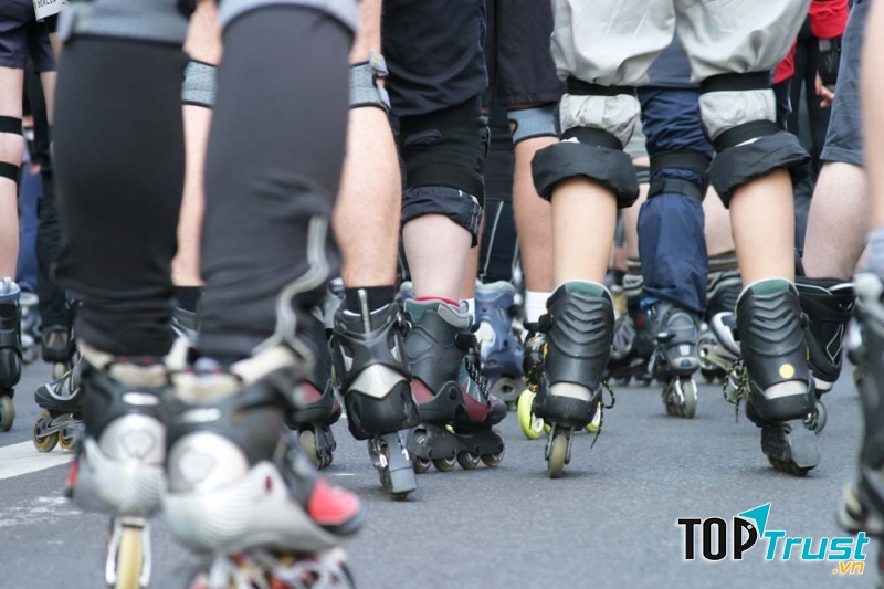 Trượt Patin tới nhà thờ dự lễ Giáng Sinh tại Venezuela