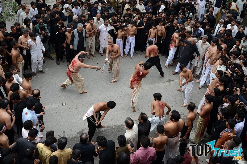 Nghi lễ đáng sợ nhất thế giới