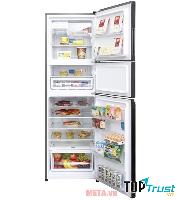 Sử dụng tủ lạnh Electrolux 3 cửa EME3500BG, bạn sẽ luôn được thưởng thức rau củ tươi ngon như vừa mua về