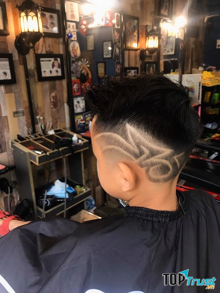 Tự nhiên barber