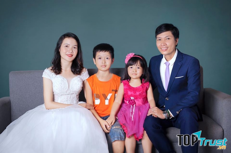 dịch vụ chụp ảnh gia đình tại Tú Studio