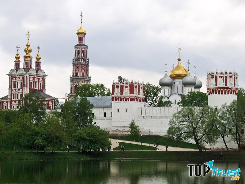 Tu viện Novodevichy