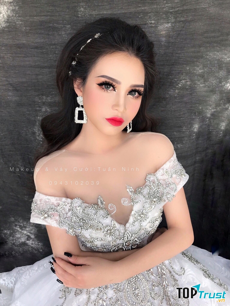 Tuấn Ninh make up