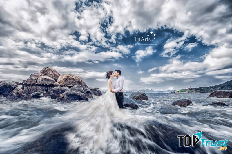 Phong cách chụp hình ấn tượng tại TuArt Wedding.