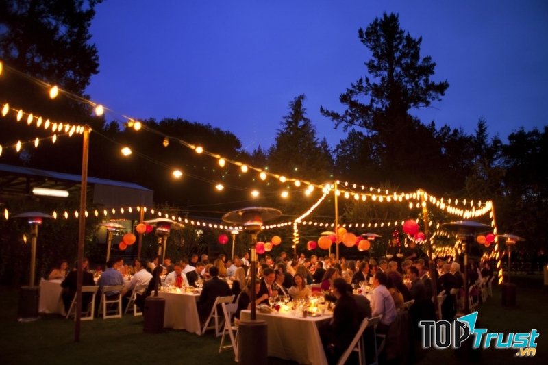 Tục lệ rước dâu ban đêm