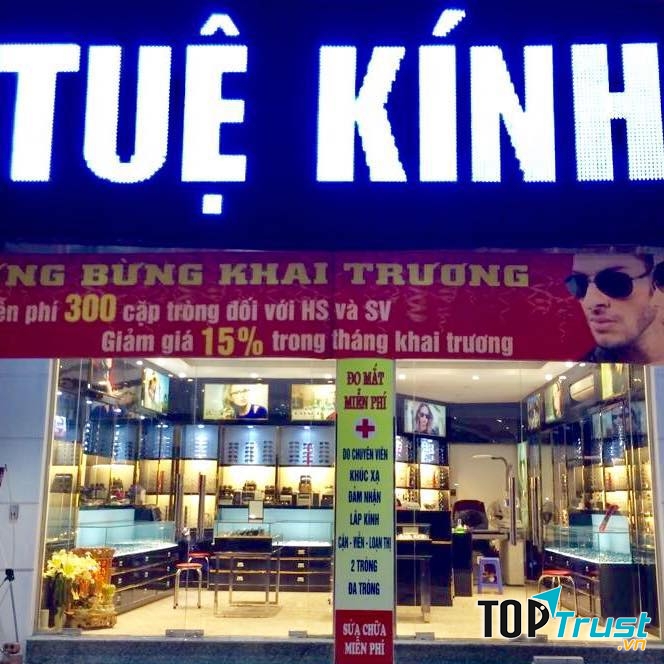 TUỆ KÍNH HẠ LONG