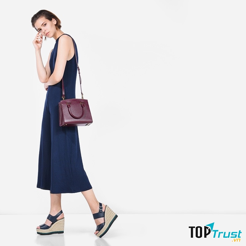 Basic city bag.