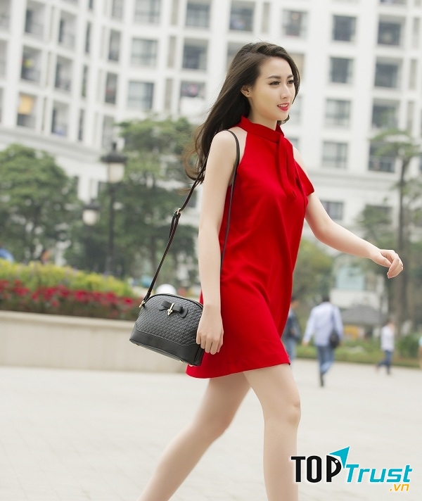 Túi mini họa tiết đan lưới - Kiểu túi xách du lịch nữ được yêu thích nhất hiện nay