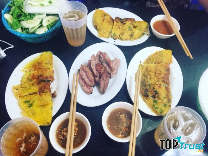 Bún thịt nướng