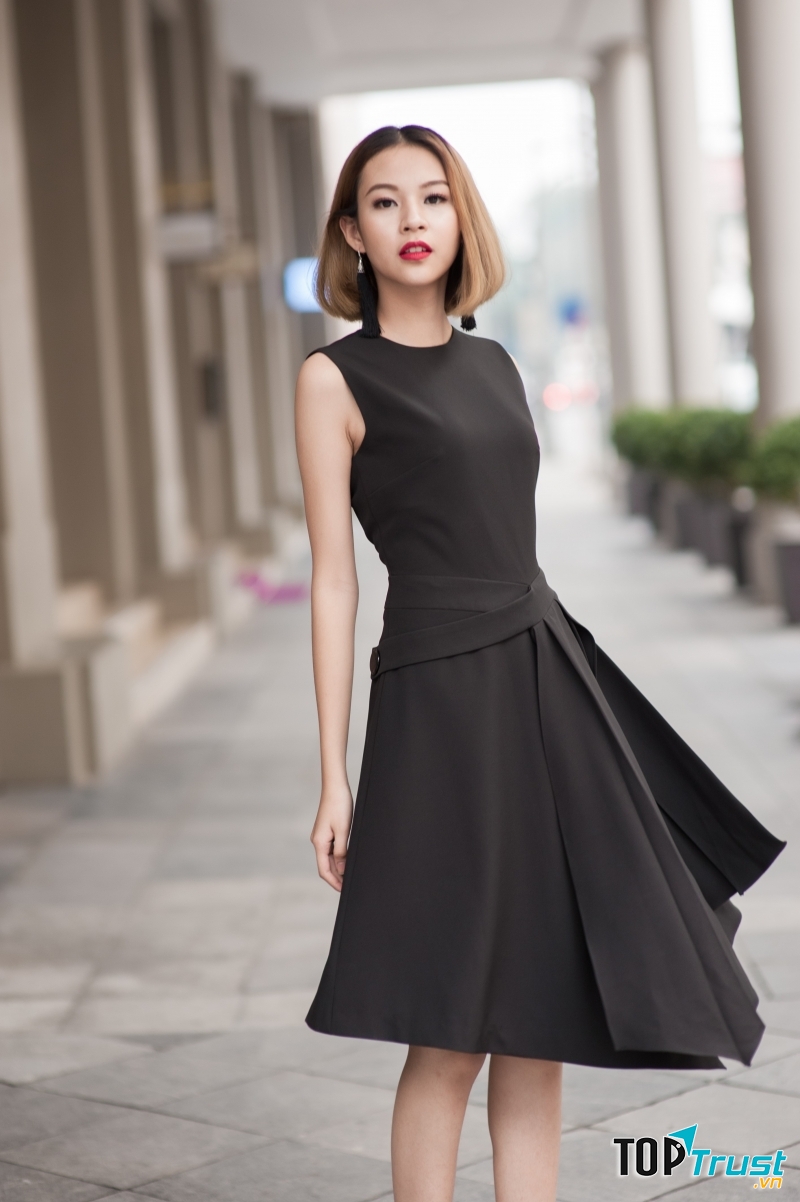 Màu đen có tác dụng khắc chế sát khí ảnh hưởng người tuổi con Rắn