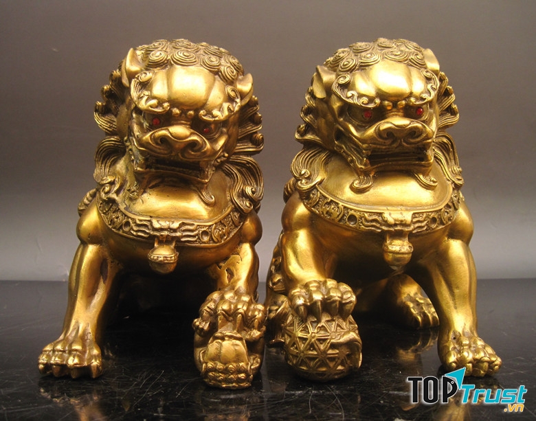 Tượng sư tử