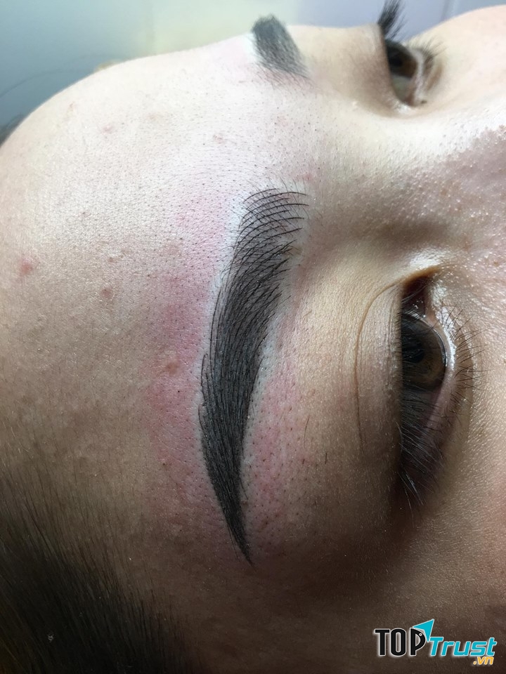 Tường Vy Đà Lạt (Phun xăm Tường Vy)