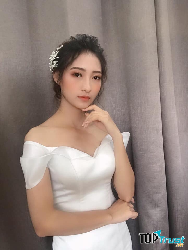 Tuyến make up