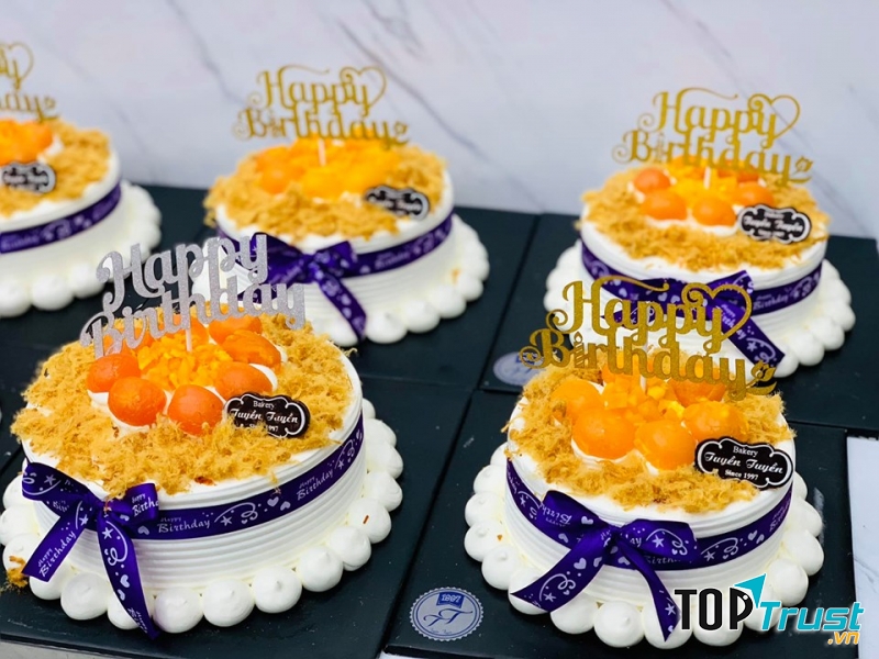 Tuyền Tuyền Bakery luôn tạo ra những chiếc bánh sáng tạo, đẹp, lạ