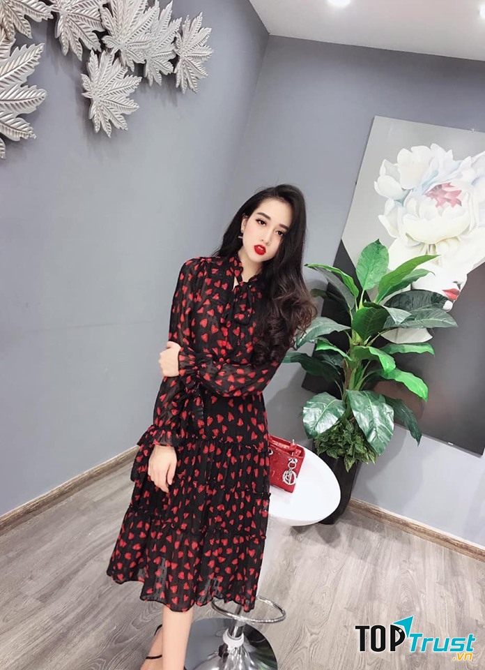 Shop chuyên cung cấp cho khách yêu những chếc đầm thiết kế siêu đẹp, siêu quyến rũ