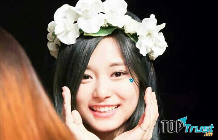 Nét ngây thơ, trong sáng trong nhan sắc Tử Du