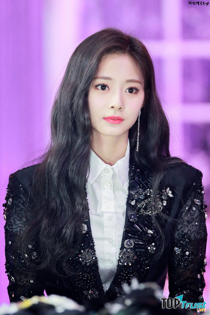 Tzuyu (Twice)