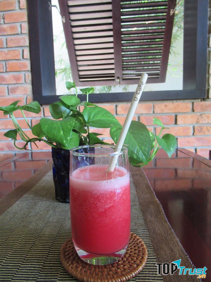 Đồ uống tại U Cafe