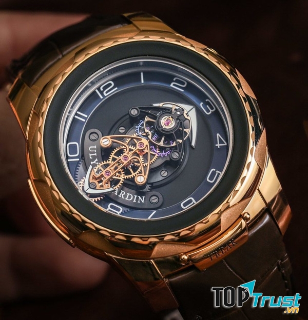 Ulysse Nardin Freak là chiếc đồng hồ có thiết kế táo bạo mang tính đột phá