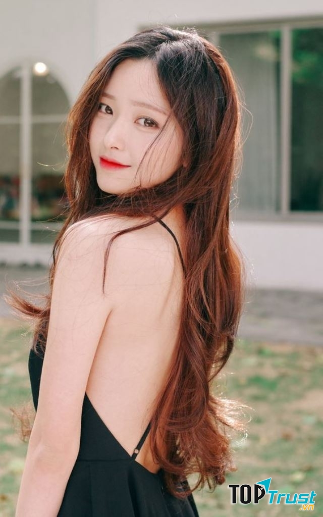 Kim Na Hee