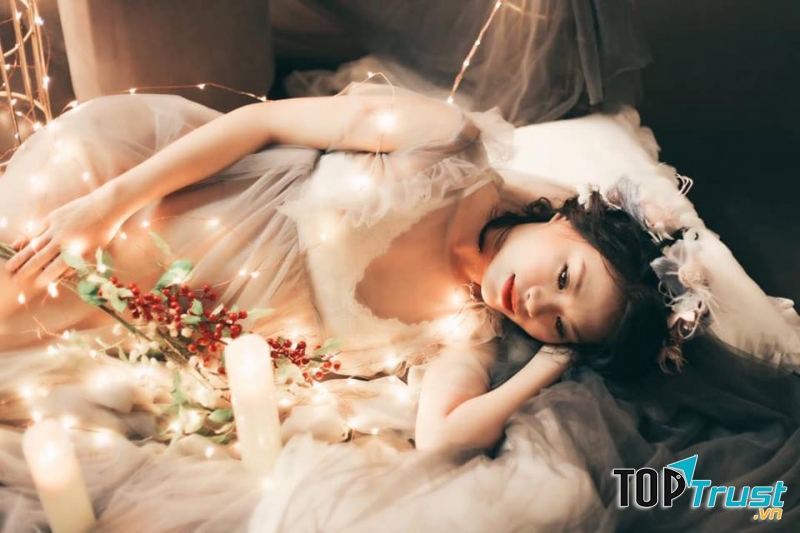 Ưnbi Wedding Make Up