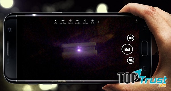 Dùng ứng dụng quét và xác định vị trí camera quay lén trong phòng