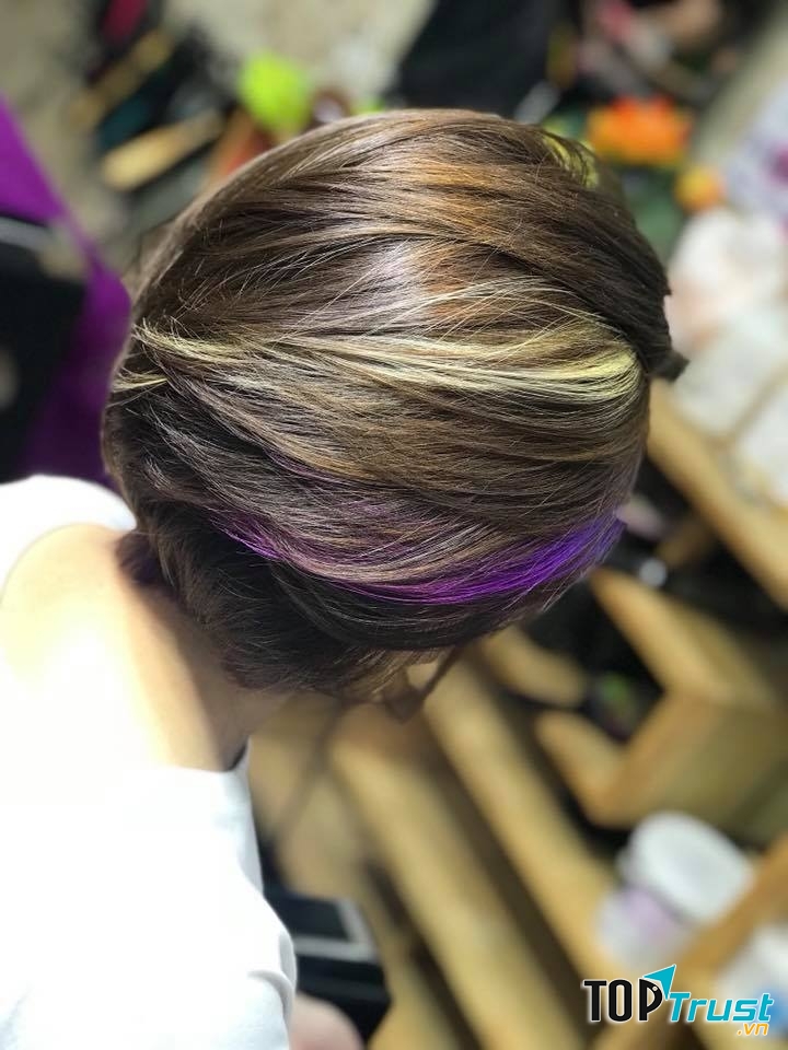 Uốn tóc Newlook (Trà Vinh)