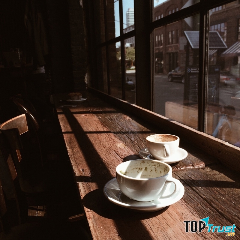 Một ly cà phê buổi sáng giúp bạn tỉnh táo hơn