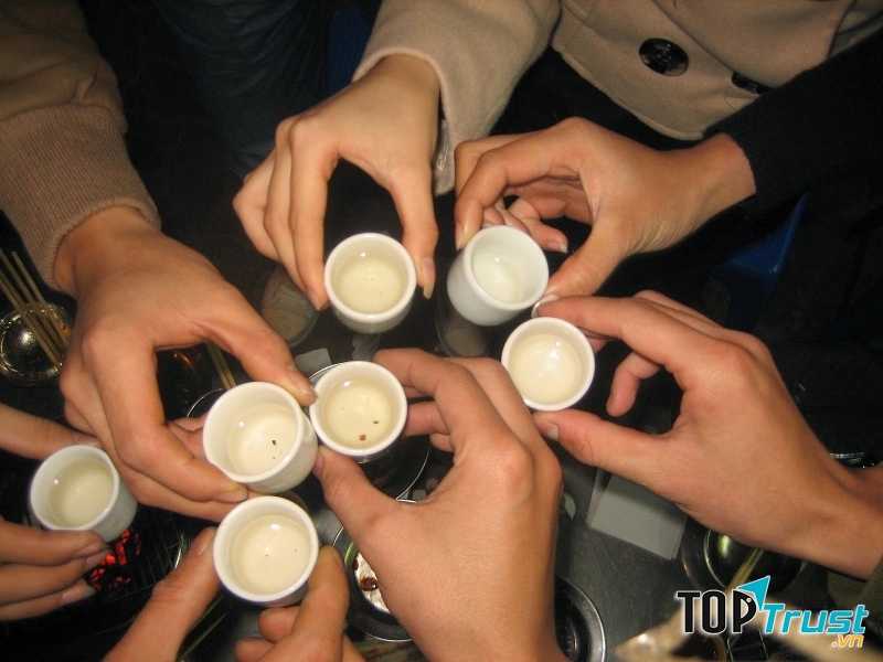 Không nên uống quá chén