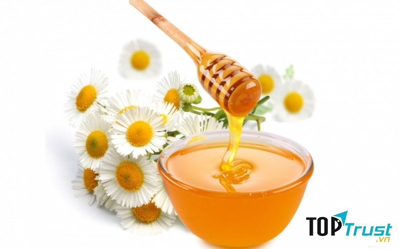 Uống một cốc nước mật ong 1-2 giờ sau bữa ăn.