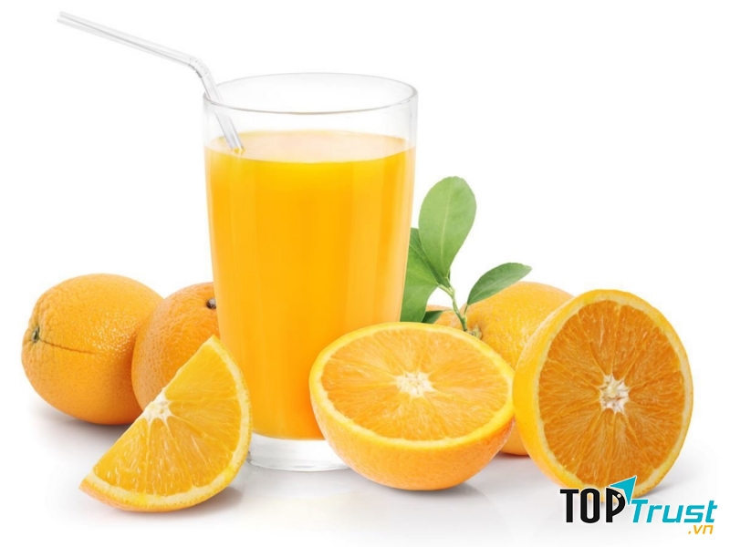 Nước cam chanh ngăn ngừa tạo sỏi, hòa tan sỏi và lắng cặn trong đường tiết niệu