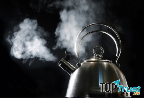Uống nước vừa mới đun sôi có thể bị ung thư
