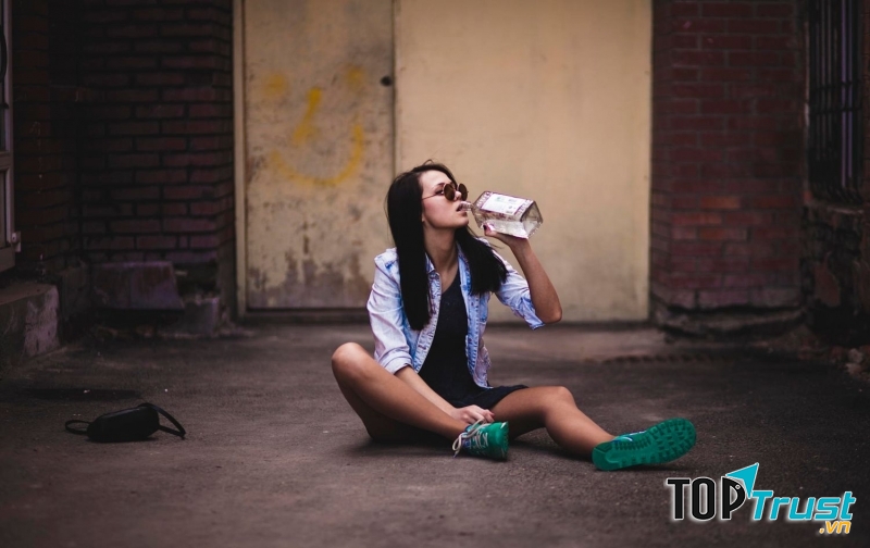 Uống say và ghi hình lại chính mình