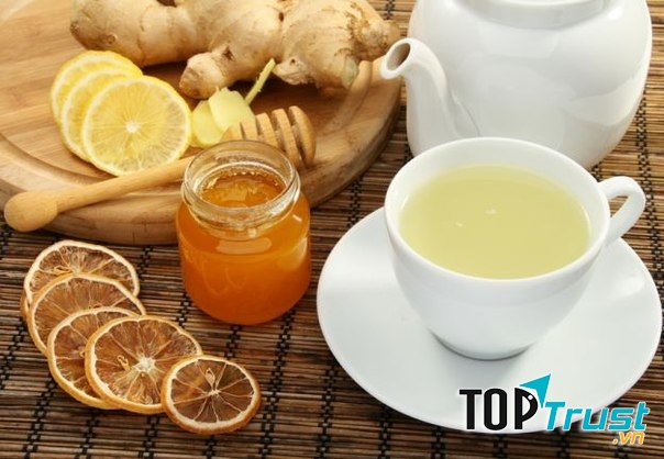 Trà gừng giúp cải thiện tình trạng đau rát họng