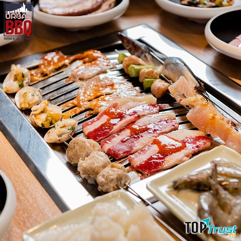 Cách bày trí món ăn của Urban BBQ cũng là cả một kỳ công, tất cả đều được thực hiện một cách hoàn hảo, tỉ mỉ và chăm chút đến từng chi tiết.