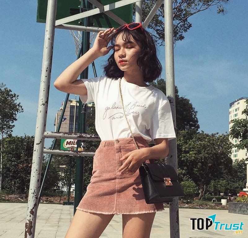 Mẫu áo thun của Usthebasic