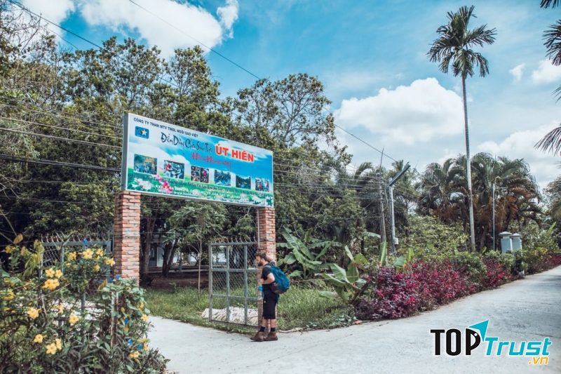 Út Hiên Homestay