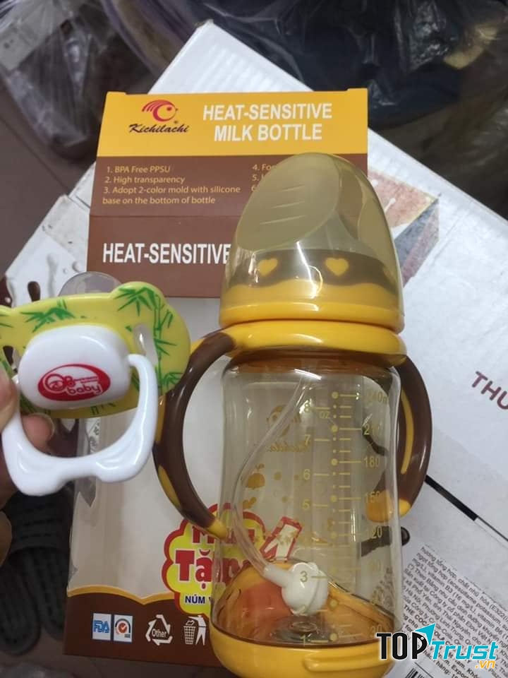 Bình sữa cảm ứng nhiệt Kichilachi